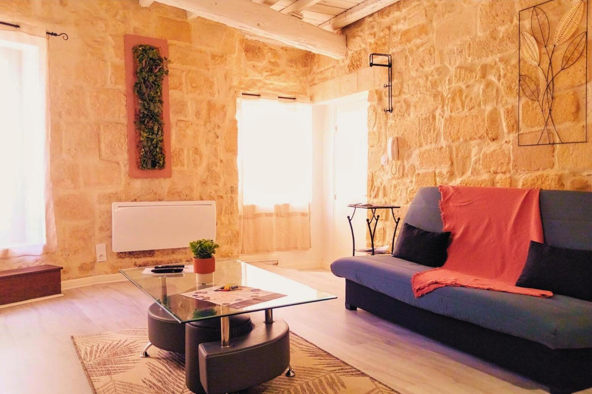 Immeuble 3 Apparts Centre Historique St Gilles Maisoncarreeconciergerie แซ็ง จิลส์ ภายนอก รูปภาพ
